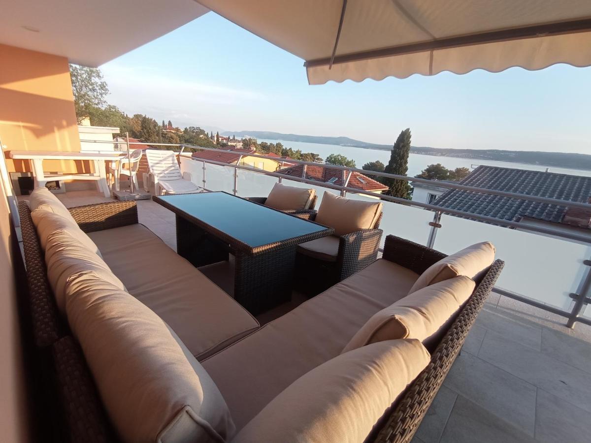 Vila Zdenka Apartmants Crikvenica Extérieur photo